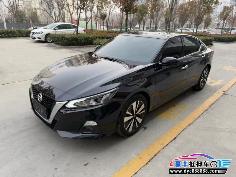 21年日产天籁轿车抵押车出售