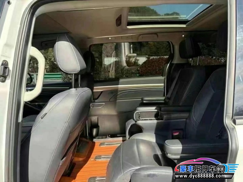 22年传祺M8轿车抵押车出售