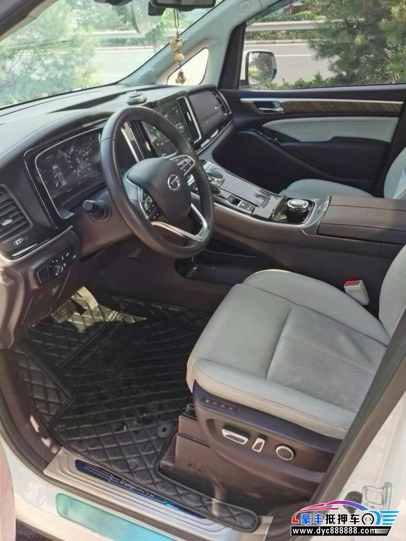 22年传祺M8轿车抵押车出售