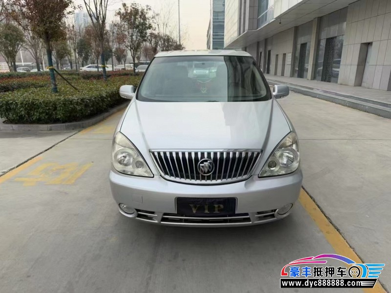 16年别克GL8轿车抵押车出售