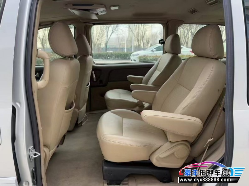 16年别克GL8轿车抵押车出售