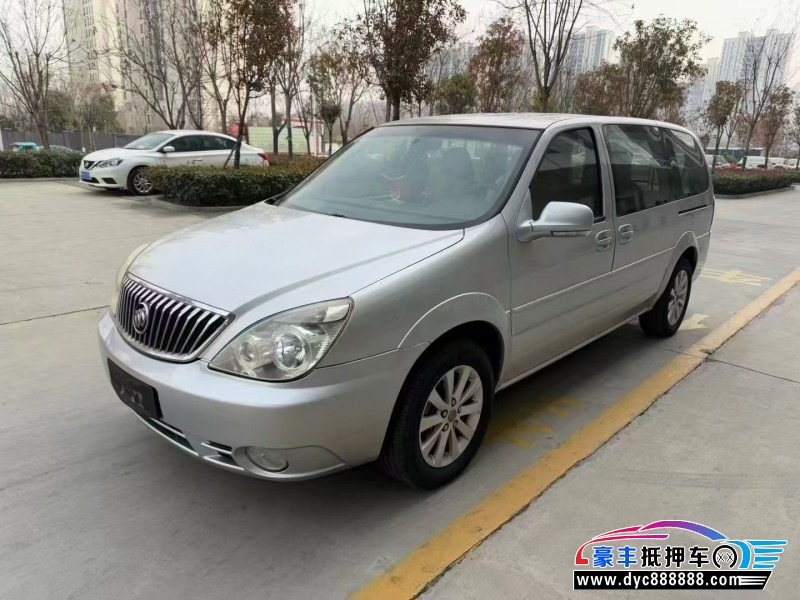 16年别克GL8轿车抵押车出售