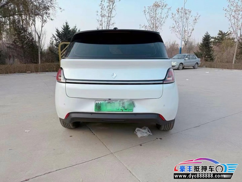 24年宝骏云朵轿车抵押车出售