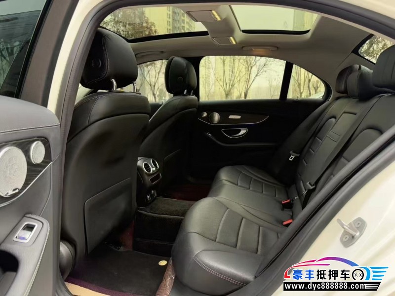 21年奔驰C轿车抵押车出售