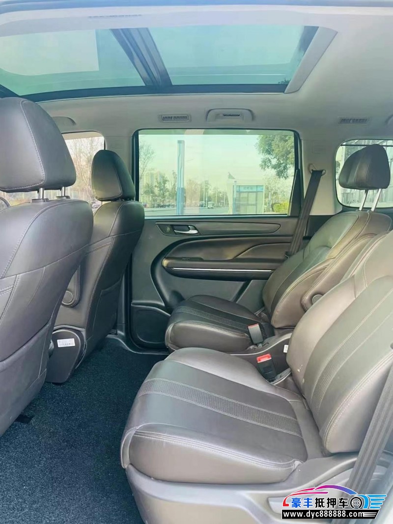 20年传祺m6轿车抵押车出售