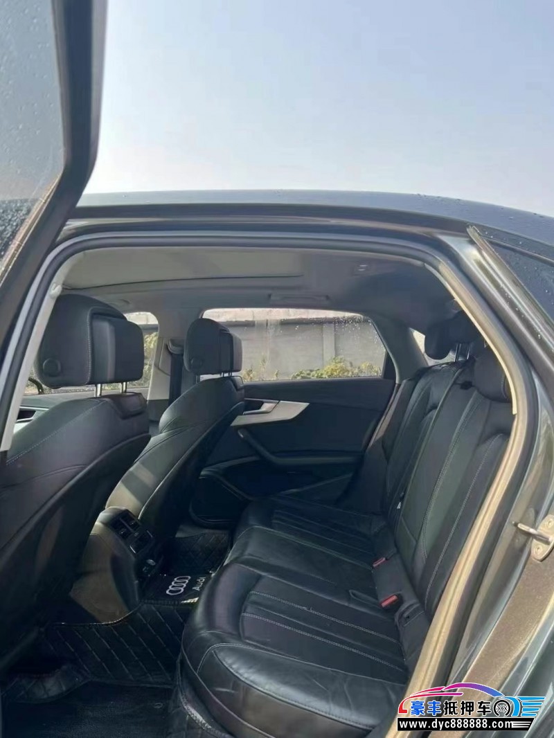 20年奥迪A4L轿车抵押车出售