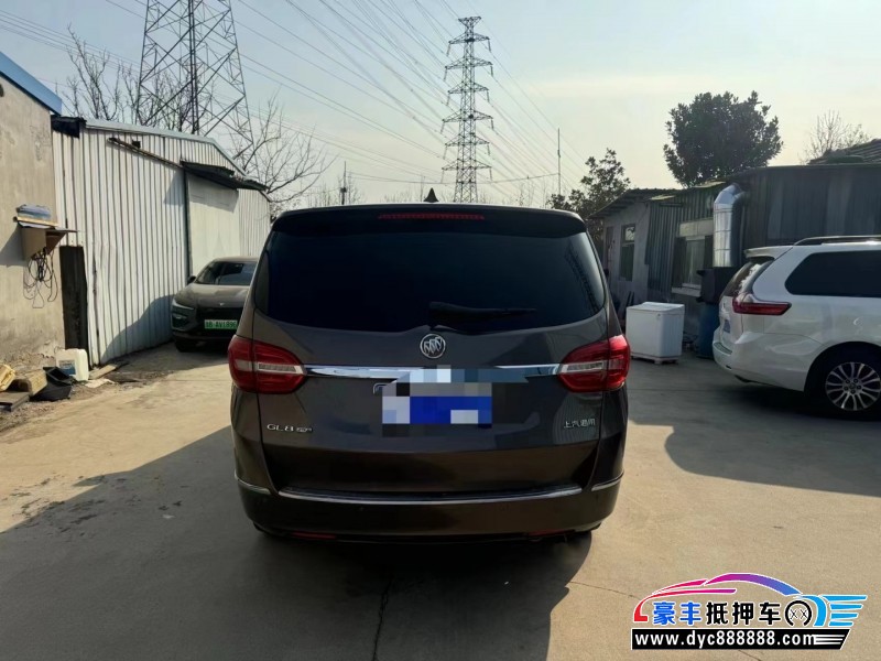 17年别克GL8轿车抵押车出售