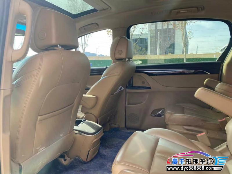 18年别克GL8轿车抵押车出售