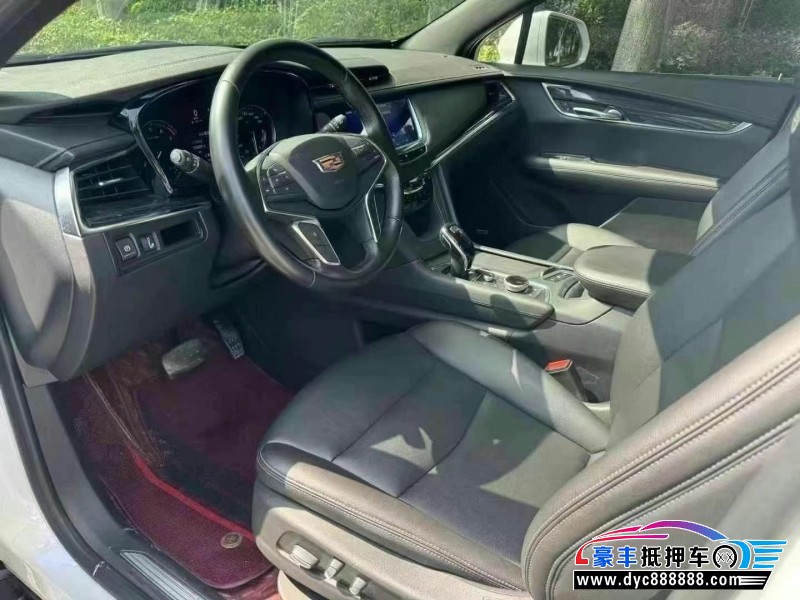 21年凯迪拉克XT5轿车抵押车出售