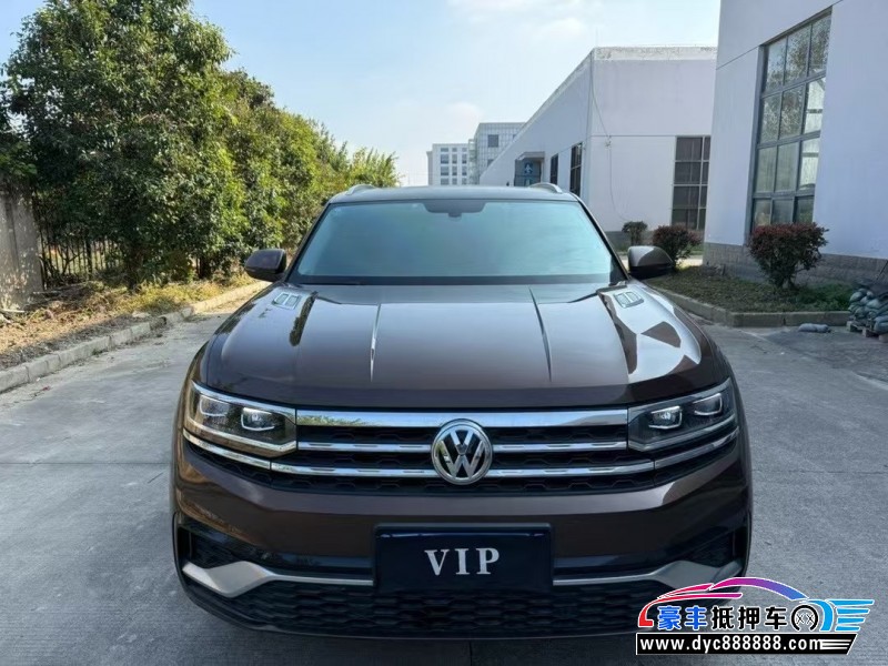 20年大众途昂轿车抵押车出售