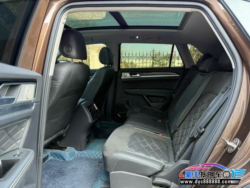 20年大众途昂轿车抵押车出售