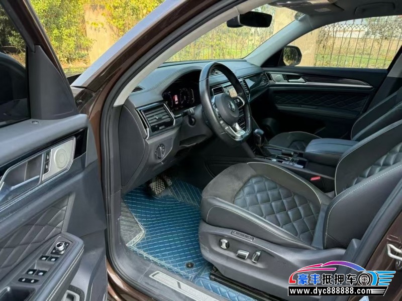 20年大众途昂轿车抵押车出售