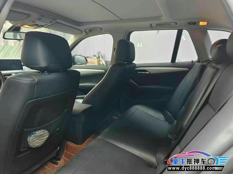 14年宝马X1轿车抵押车出售