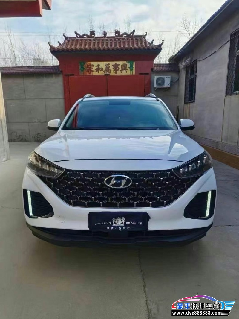 22年现代ix35轿车抵押车出售