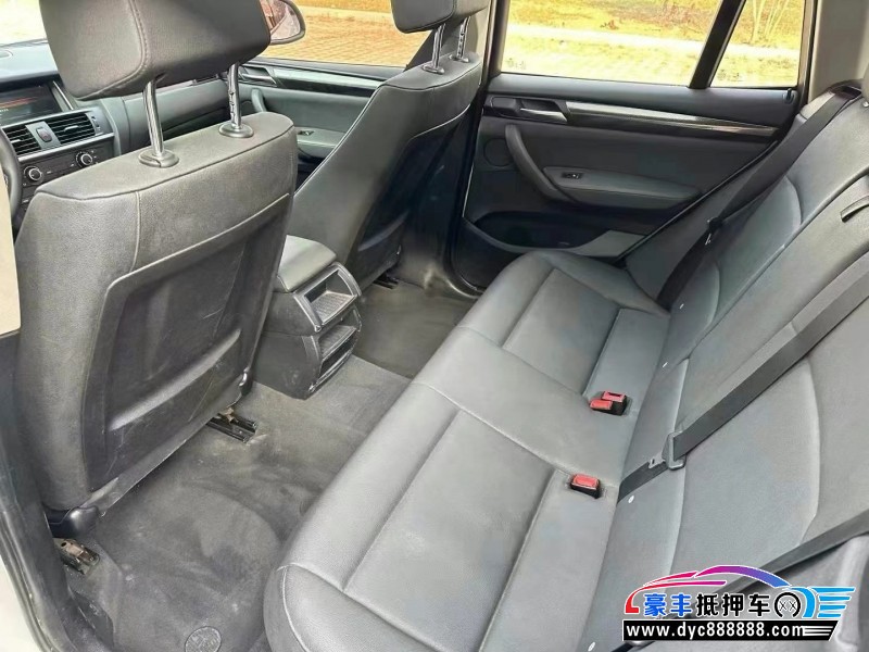 17年宝马X3轿车抵押车出售