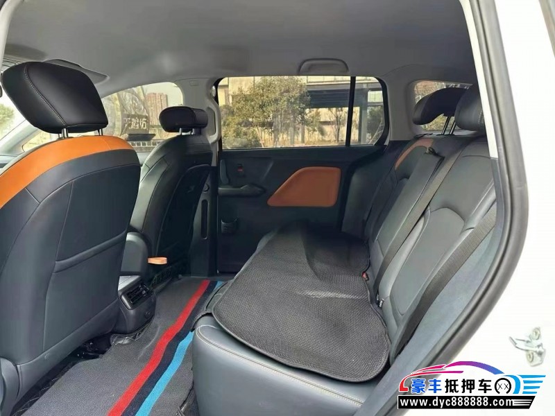 23年奔腾奔腾NAT轿车抵押车出售