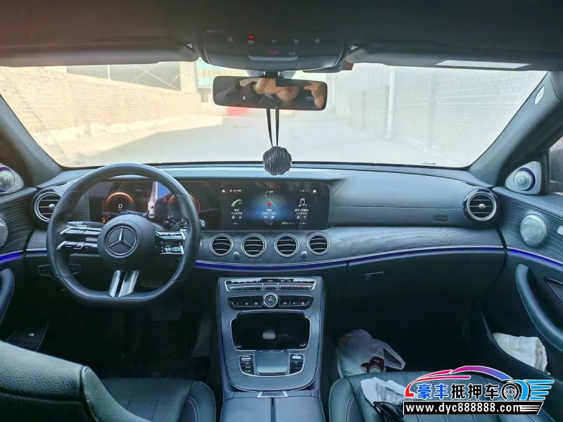 21年奔驰E轿车抵押车出售