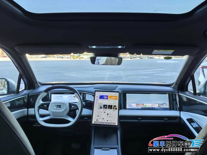 24年吉利银河L7轿车抵押车出售