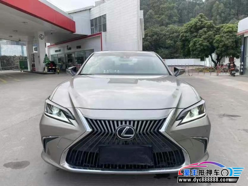 19年雷克萨斯ES轿车抵押车出售
