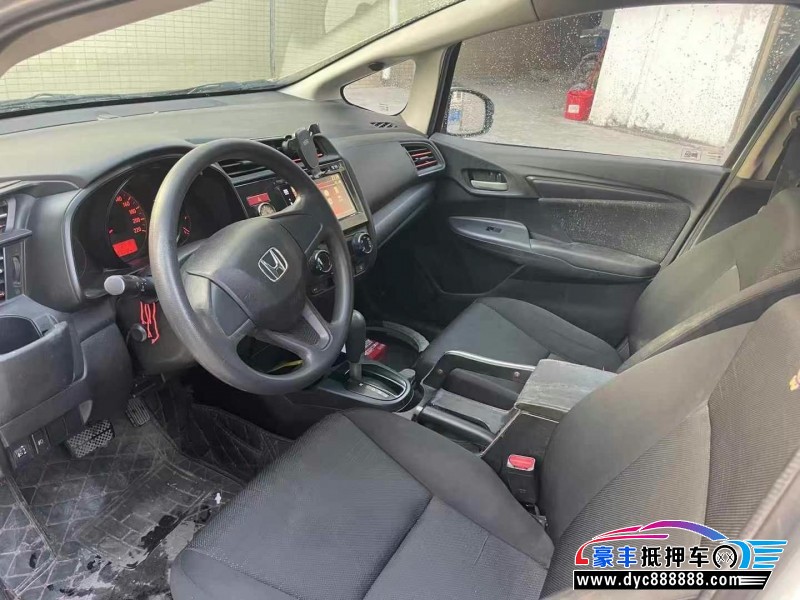 14年本田飞度轿车抵押车出售