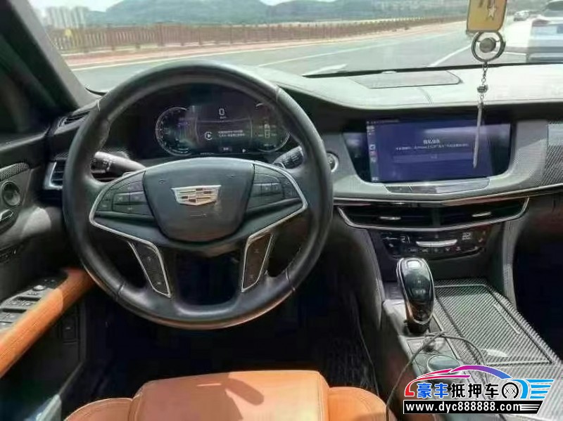 22年凯迪拉克CT6轿车抵押车出售