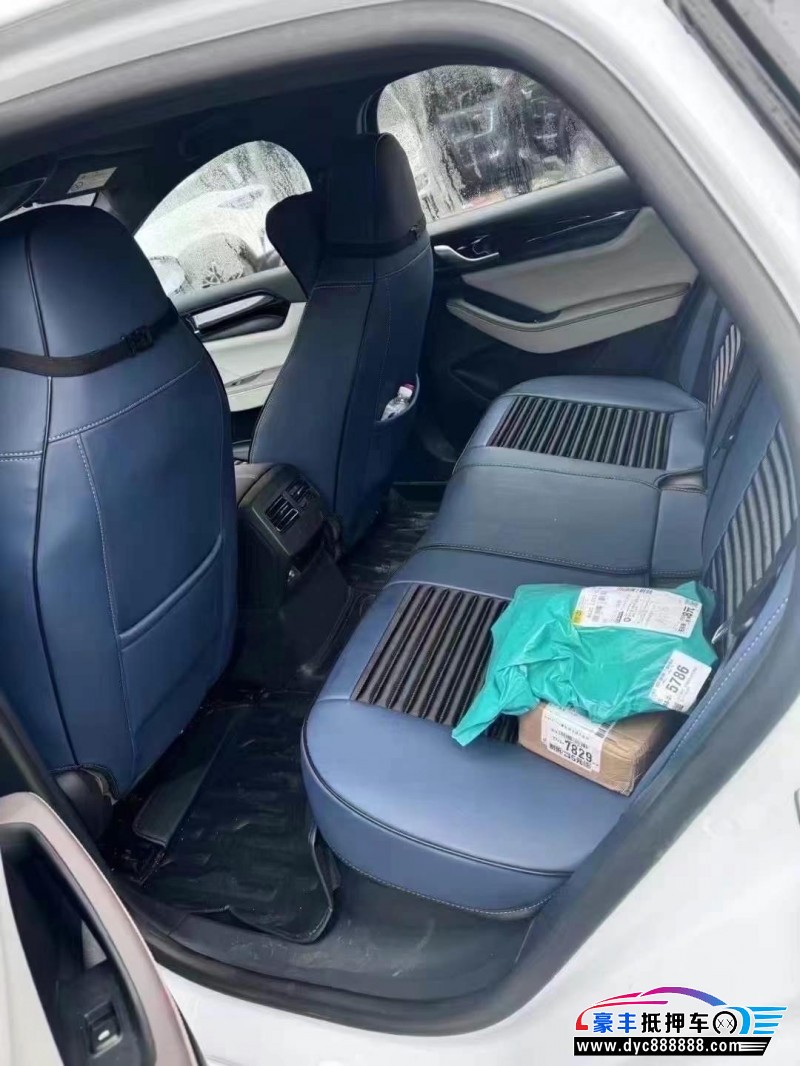 24年比亚迪秦轿车抵押车出售