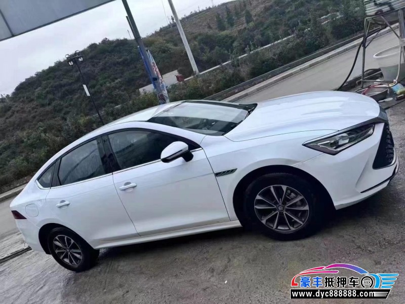 24年比亚迪秦轿车抵押车出售