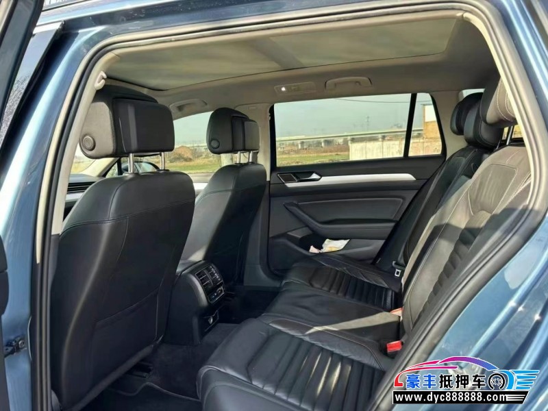 17年大众蔚揽轿车抵押车出售