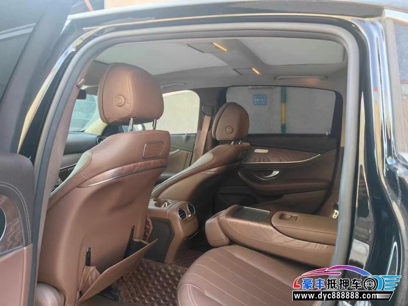 20年奔驰E轿车抵押车出售