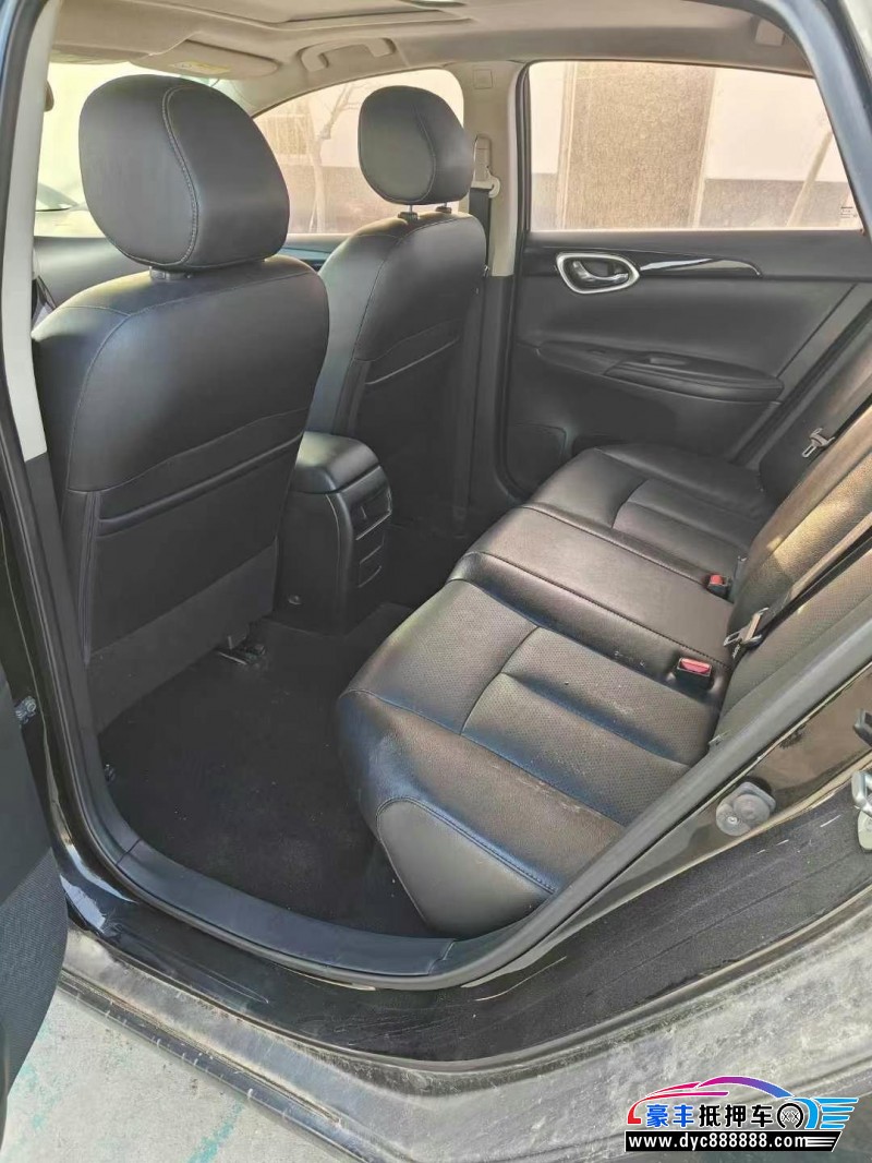 17年日产轩逸轿车抵押车出售