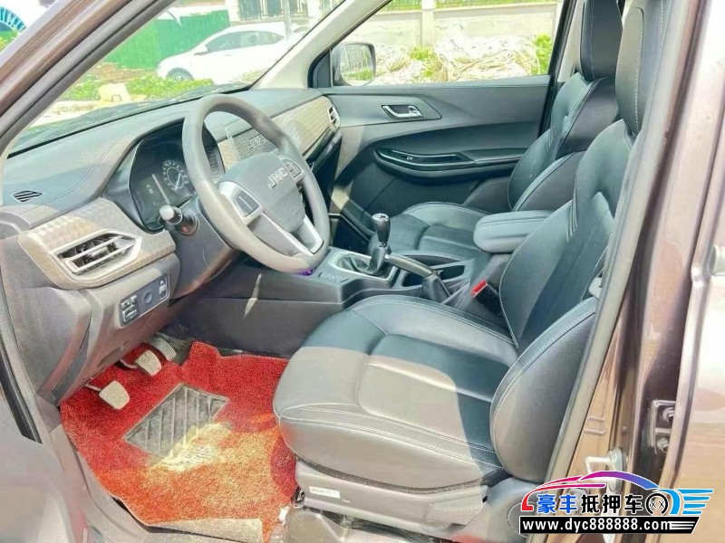 23年江铃宝典轿车抵押车出售