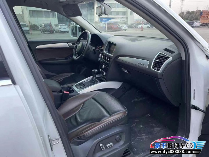 18年奥迪Q5轿车抵押车出售