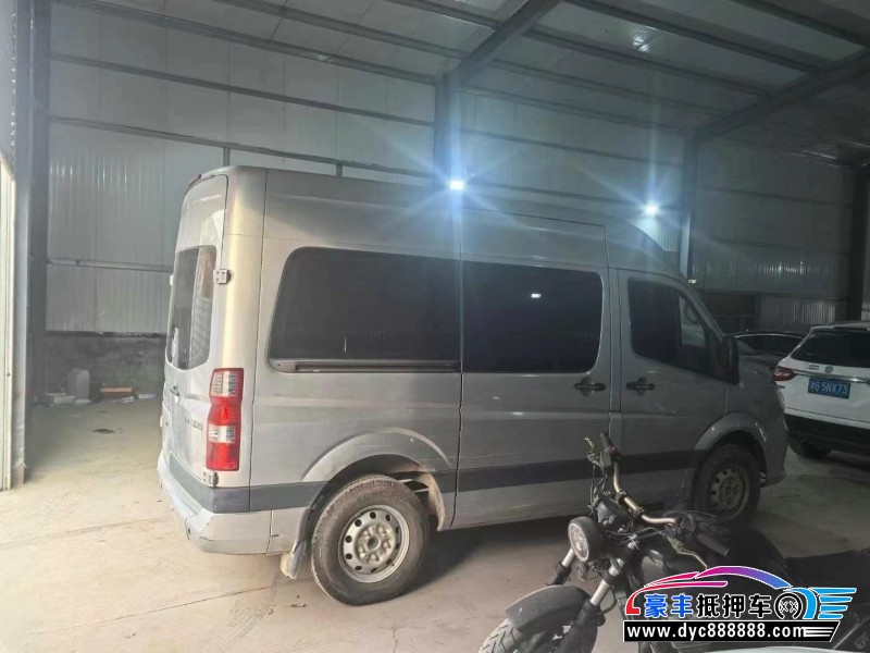 16年福田图雅诺轿车抵押车出售