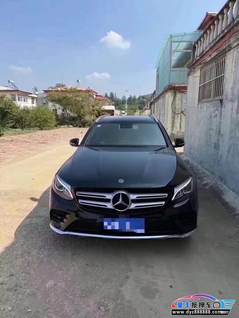 18年奔驰GLC轿车抵押车出售