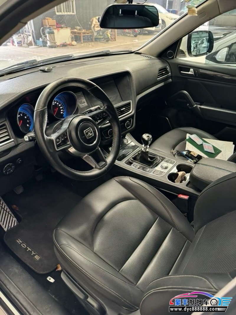 17年众泰T600轿车抵押车出售