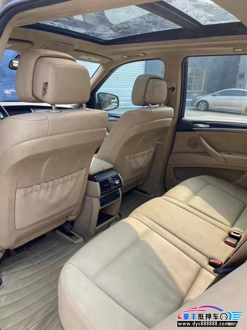 13年宝马X5轿车抵押车出售