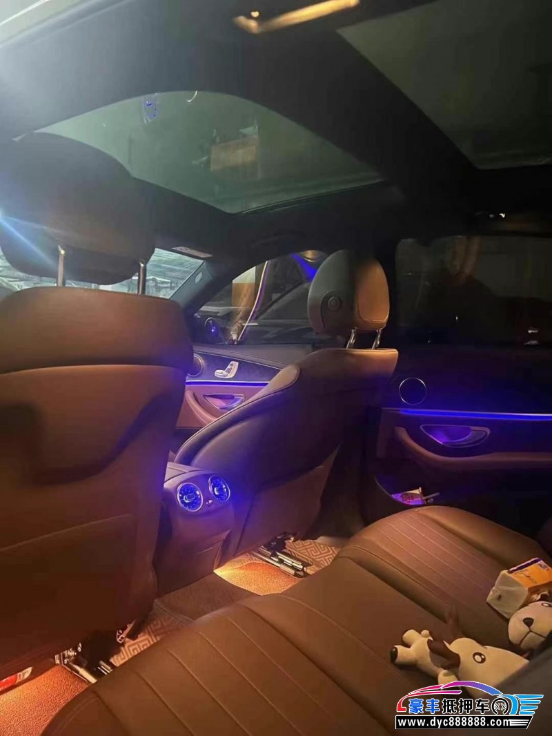 23年奔驰E轿车抵押车出售