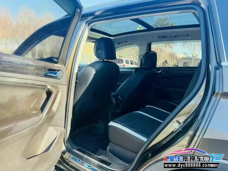 17年大众途观L轿车抵押车出售