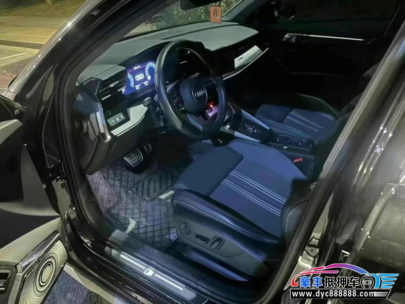 24年奥迪A3轿车抵押车出售