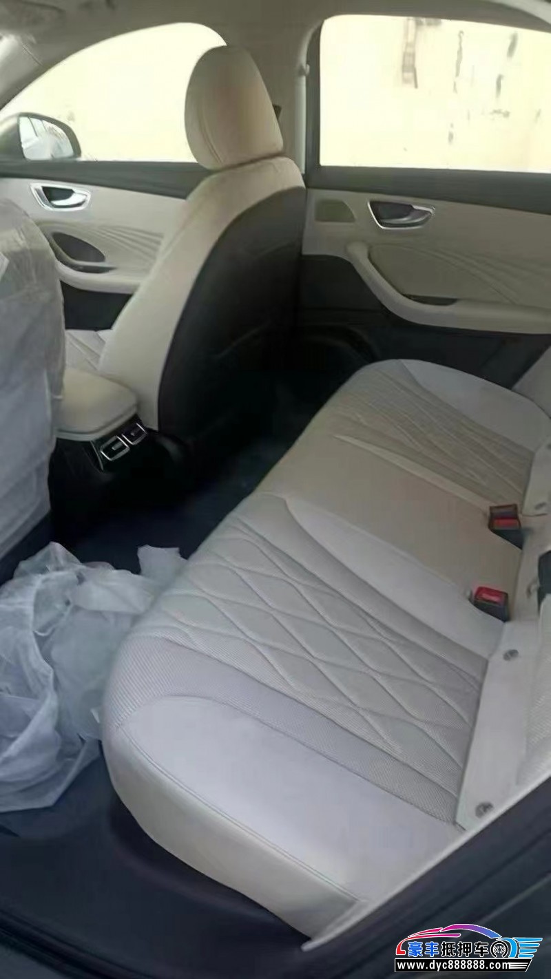 24年荣威D7轿车抵押车出售