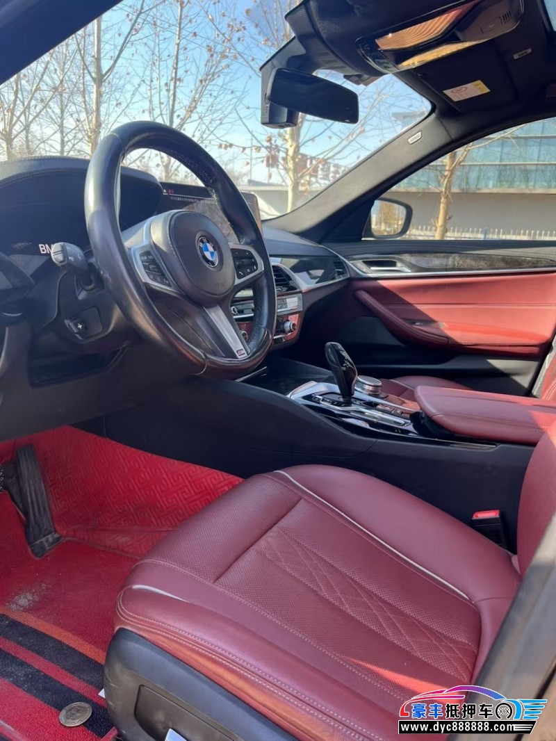 21年宝马5系轿车抵押车出售