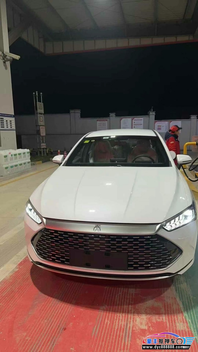 24年比亚迪秦轿车抵押车出售