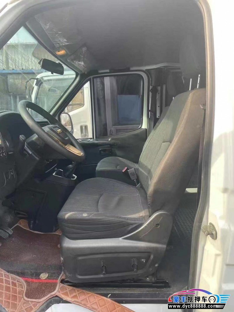 23年江铃特顺轿车抵押车出售