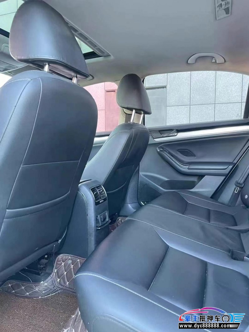 18年大众速腾轿车抵押车出售