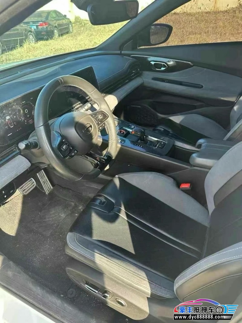 23年传祺影豹轿车抵押车出售