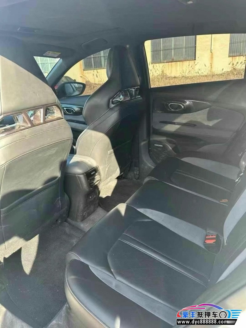 23年传祺影豹轿车抵押车出售