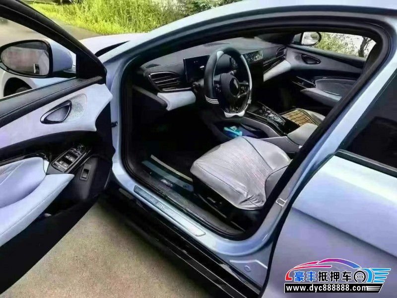 23年比亚迪海豹轿车抵押车出售