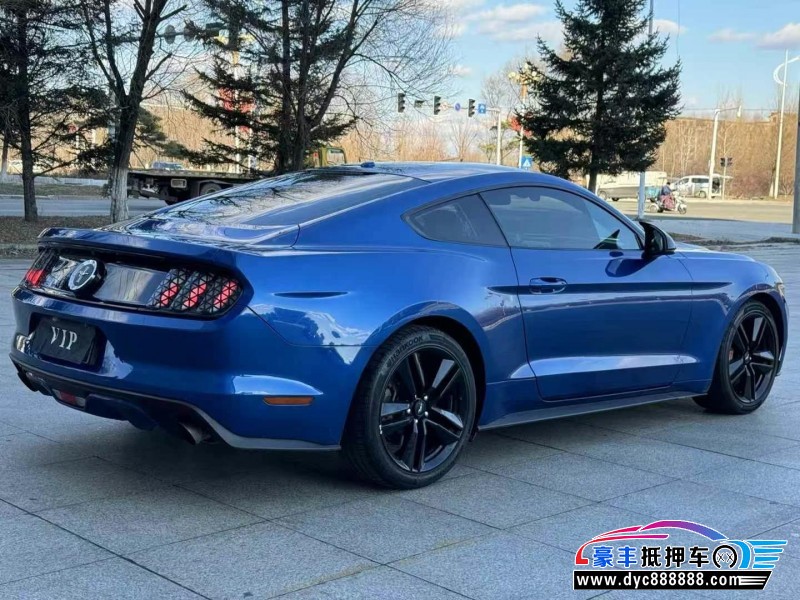 17年福特野马轿车抵押车出售