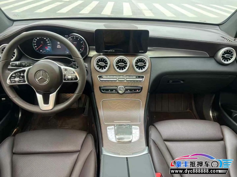 23年奔驰GLC轿车抵押车出售