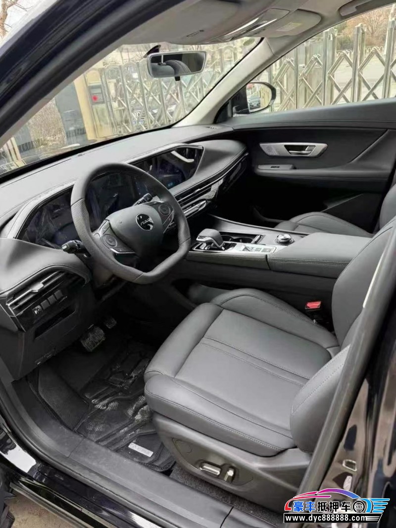 24年东风风神皓极轿车抵押车出售